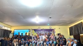 foto bersama setealh kegiatan seminar sehari MGMP matematika Gowa Sulsel