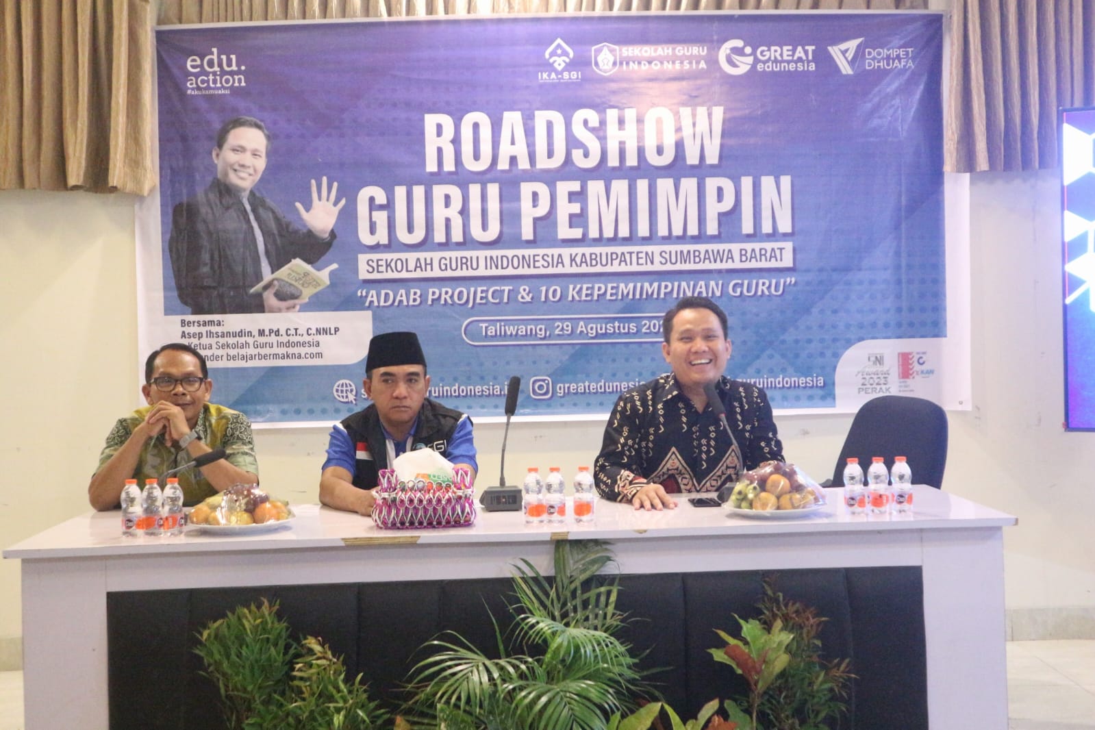 SGI 1 Kegiatan “Roadshow Guru Pemimpin” Sukses Digelar Oleh SGI Sumbawa Barat. Suara Utama ID Mengabarkan Kebenaran | Website Resmi Suara Utama