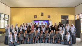 Foto bersama Pengurus PIKR Periode