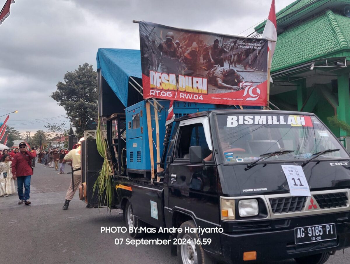 FOTO : Karnaval HUT RI ke-79 di Malang: Perayaan Budaya Meriah Menyemarakkan Desa dan Kota (Andre Hariyanto/SUARA UTAMA)