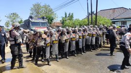 Sumber foto polres Lampung Utara Simulasi SispamKota Personel Polres Lampung Utara.21/9/2024