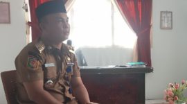 Foto: Camat Tabir Samsul Zaini Saat di bincangi oleh SUARA UTAMA di Ruang Kerjanya