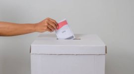 Ilustrasi partispasi Rakyat dalam mencoblos kotak suara (Sumber : istockphoto)