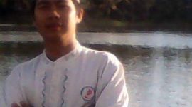 FOTO : Mas Andre Hariyanto Eks Santri Pondok Pesantren Hidayatullah Gunung Tembak Balikpapan Kalimantan Timur/Menjadikan Al-Quran Sebagai Pedoman Hidup: 8 Prinsip Memaknai Al-Quran dalam Kehidupan (SUARA UTAMA)