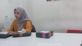 FOTO: Petugas atau Admin J&T. Konsumen Geram: J&T Talangagung Kepanjen Malang Tidak Profesional, J&T Papua Minta Ongkir Tambahan (Andre Hariyanto/SUARA UTAMA)