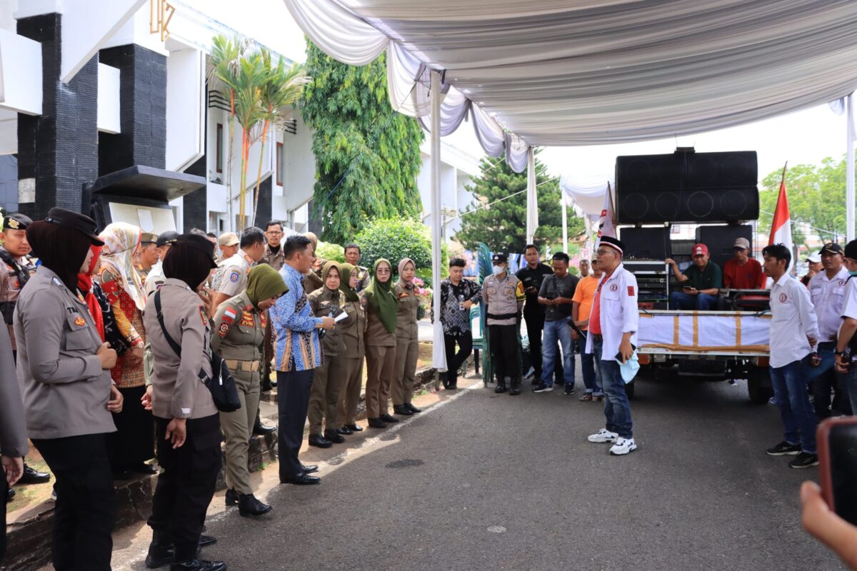 Suasana di lokasi saat aksi 