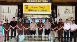 Foto Bersama dalam Rangka kunjungan kerja kepala kejsksaan Negri (kejari)Kepolres Lampung Utara (9/10/2024)