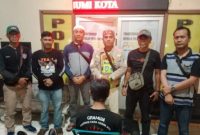 Foto Tersangka RMJ saat berada di Polsek Kota Bumi Kota Polres lampung utara.(20/10/2024)