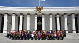 Foto : Foto bersama Kementerian Kabinet Era Presiden Jokowi ( Kemenparekraf RI)