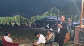 dr. Zadrak menerima dukungan politik dari kelurga besar Alm. Alik/Lape yang ada di Lembang Limbong, Kecamatan Rembon