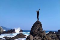 Pantai Karang Buah dan Kuta Karang Pulau Tabuan yang sangat indah. Foto : Koleksi Pribadi Nafian Faiz. SUARA UTAMA.ID.