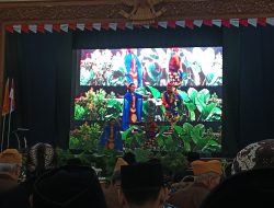 Pertunjukan seni tari Remo dari Surabaya