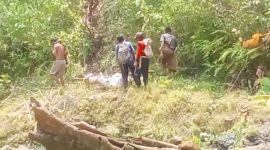 Foto Tangkapan Layar vidio saat mengevakuasi dari lokasi penemuan Korban (9/11/2024)