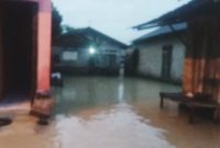 Hujan Lebat Picu Banjir dan Longsor di Medan, Ribuan Warga Terdampak