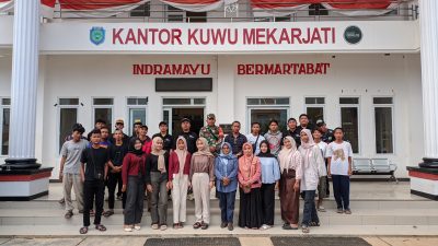 0ca0d051 d795 49b1 a519 0d385bd385fd Peduli Lingkungan Permukiman, Karang Taruna Desa Mekarjati Gelar Kerja Bakti Pembersihan Drainase Suara Utama ID Mengabarkan Kebenaran | Website Resmi Suara Utama