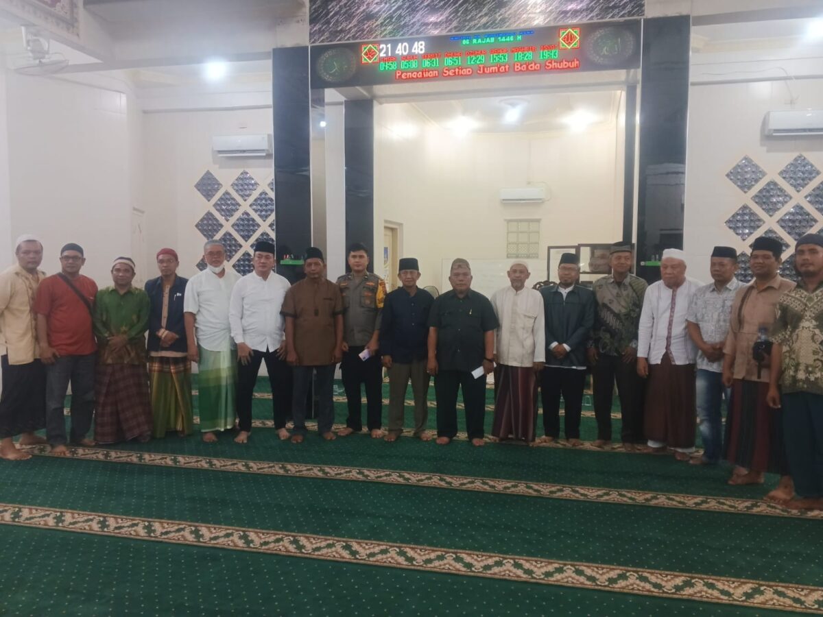 Foto Dokumentasi Suhardi: Musyawarah Pemilihan BKM Masjidl Al-Islamiyah, Kelurahan Sendang Sari, Kecamatan Kisaran Barat, Kabupaten Asahan, Provinsi Sumatera Utara.