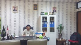 FOTO : Dekan Fakultas Syariah dan Hukum, Dr. H. Abd. Rauf Muhammad Amin, Lc., M.A