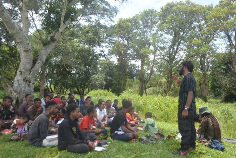 Foto: Komunitas Literasi Litera KLL77 kembali mengadakan aktivitas membaca bersama rekan-rekannya dengan mengangkat topik 