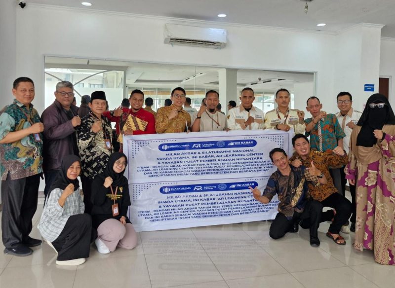 FOTO : Tim Jurnalis Media Nasional Suara Utama dan Alumni Lembaga AR Learning Center (Andre Hariyanto/SUARA UTAMA)