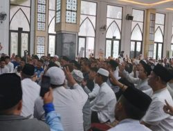 Photo Jamaah Tarhib Ramadhan Tarhib Ramadhan di Palembang, Abi Amir : Awalnya Ilmu, Tengahnya Sabar dan Akhirnya Istiqomah Suara Utama ID Mengabarkan Kebenaran | Website Resmi Suara Utama