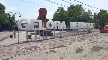 PKL Tergeser, Terkesan Paguyuban PKL Stadion GMK Tidak Searah Dengan Panitia Takjil Yang Melibatkan Lima OPD. 