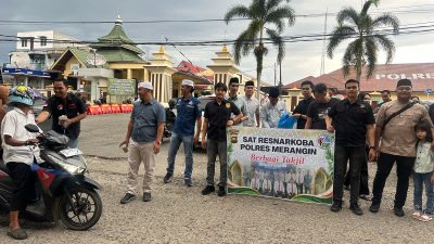 IMG 20250304 WA0071 Untuk Melatih Semangat dan Motivasi Saling Berbagi Kepada Sesama, Satresnarkoba Polres Merangin Berbagi Takjil  Suara Utama ID Mengabarkan Kebenaran | Website Resmi Suara Utama