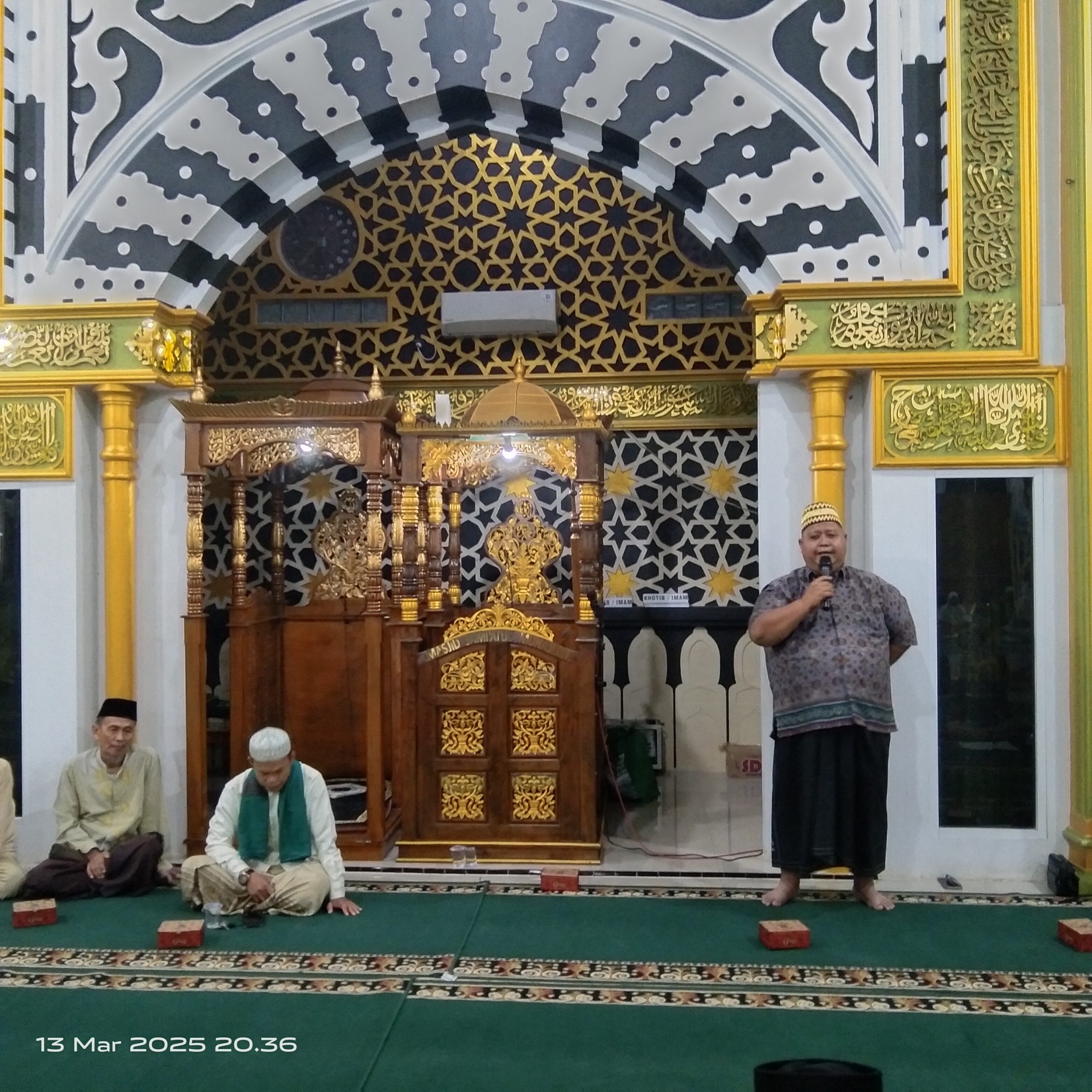 IMG 20250313 203602 scaled Camat Muara Enim, Bersama Tim Safari Ramadhan Gelar Tarawih Keliling Di Kelurahan Pasar III Kecamatan Muara Enim Suara Utama ID Mengabarkan Kebenaran | Website Resmi Suara Utama