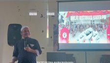 FOTO : Pesantren Bisnis Indonesia Sukses Gelar Diklat Restorasi Kader se-Jawa Timur (Andre Hariyanto/SUARA UTAMA)
