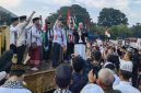 Walikota Palembang Ratu Dewa memberikan orasi dan dukungan kepada perjuangan Palestina pada kegiatan Aksi Bela Palestina Jilid IV di Bundaran Air Mancur (BAM) Palembang pada Ahad pagi (27/5). (Photo : Suara Utama / Zahruddin Hodsay)