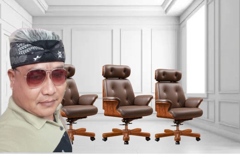{