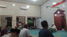 Ustadz Bangun Samudra salah satu Aqidah dari sekian banyak kajian di masjid Al-Mufidah Ketintang 