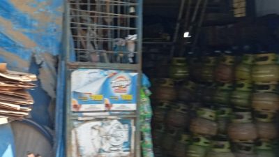 IMG 20250520 081647 700 x 400 piksel Jual Elpiji 3 Kg Rp 25000, Pertamina Diminta Tindak Pangkalan Milik Manulang di Muara Delang  Suara Utama ID Mengabarkan Kebenaran | Website Resmi Suara Utama
