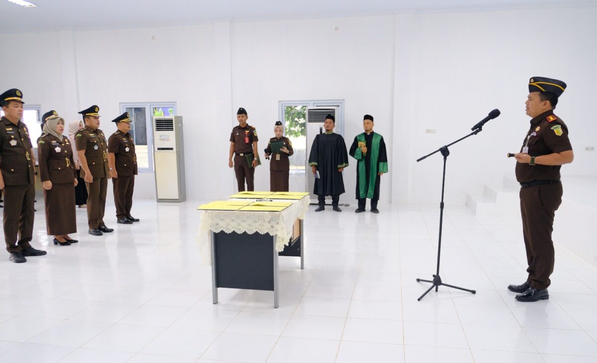 Acara pelantikan eselon IV dilingkungan Kejari Kampar