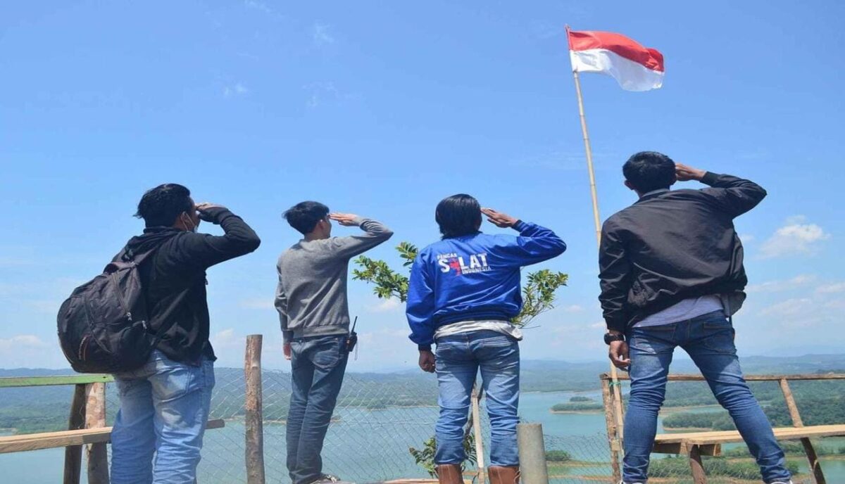SUMBER : Ilustrasi Gambar Pemuda Indonesia dari pixabay 2025 (Tonny Rivani/SUARA UTAMA)