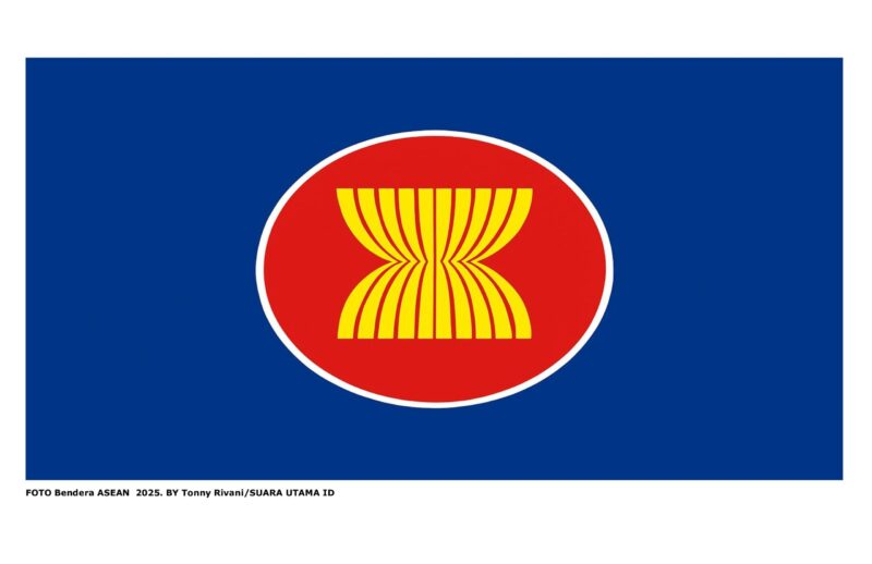FOTO Bendera ASEAN  2025. BY Tonny Rivani/SUARA UTAMA ID