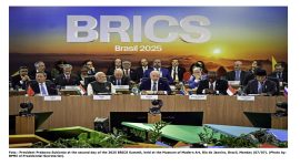 Foto : President Prabowo Subianto at the second day of the 2025 BRICS Summit, held at the Museum of Modern Art, Rio de Janeiro, Brazil, Monday (07/07). (Photo by: BPMI of Presidential Secretariat).


