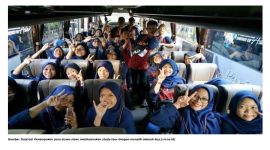 Gambar-Ilustrasi-Penampakan-para-siswa-siswi-melaksanakan-study-tour-dengan-menaiki-sebuah-bus._rri_11zon1-scaled.jpg