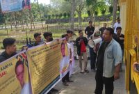 Formasi - KPM Demonstrasi di DPRD Kampar