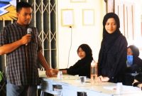 FOTO : Kabiro Bogor sedang mengisi materi di MAN 1 Kota, Jawa Barat (Aris Munandar/SUARA UTAMA)