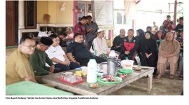 Foto Bupati Subang Takziah Ke Rumah Duka atas Wafat Ibu Anggota Paskibraka Subang.