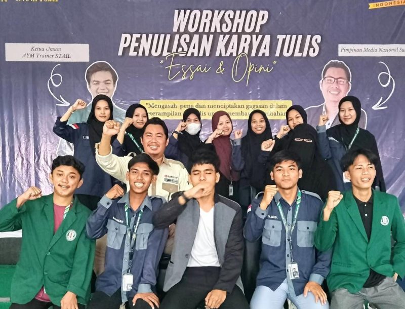 HMPS MPI STAIL Pesantren Hidayatullah Surabaya Sukses Gelar Pelatihan Penulisan Karya Tulis bersama Wartawan Muda Andre Hariyanto (FOTO : Dokumentasi Aisyah Putri Widodo/SUARA UTAMA)