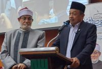 UBN didampingi Syaikh Al-Ma'sharawi dalam jumpa pers di Jakarta (Foto : Dok. Imanuddin Kamil/SUARA UTAMA)