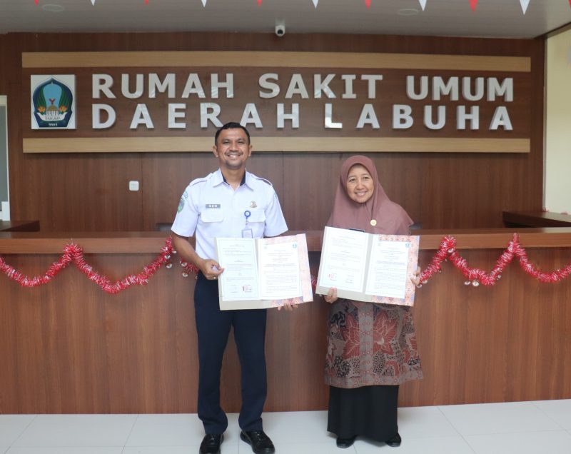 Dok: Perjanjian Kerja Sama (PKS) antara Kepala Stasiun Meteorologi Kelas III Oesman Sadik, Ben Arther Molle, S.Tr., M.Si, dan Direktur RSUD Labuha, Dr. Titin Andriyanti