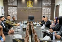 Coach Dr. Fahmi Audiensi dengan Pemerintah Provinsi Jawa Timur terkait Komitmen Penguatan UMKM. Foto: Dok. Pribadi (SUARA UTAMA)