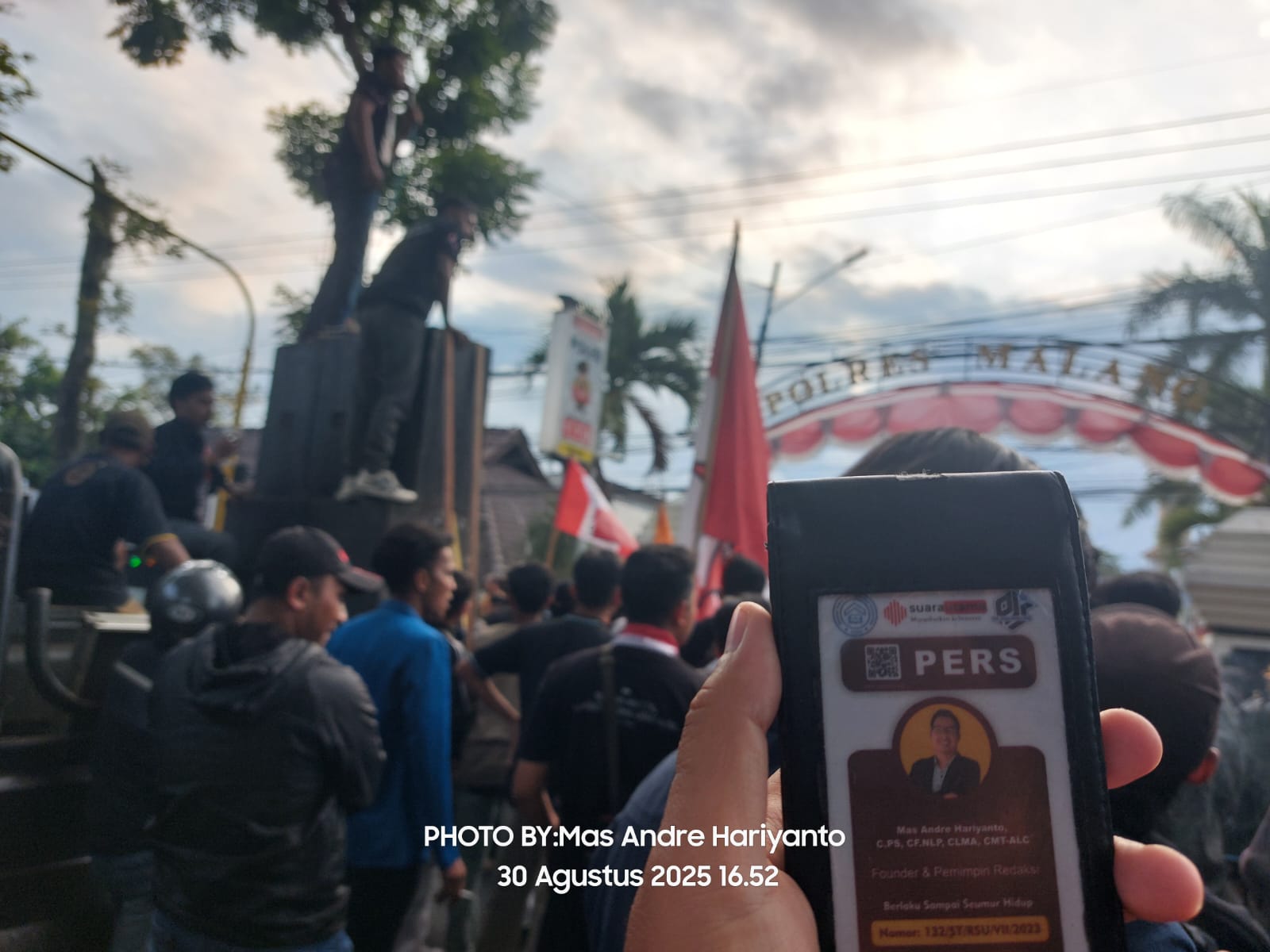Perlindungan Jurnalis Saat Demo Jadi Sorotan, Media Suara Utama Ingatkan Wartawan Utamakan Keselamatan