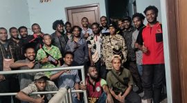 Foto/dok usai diskusi di kontrakan Paniai di Solo