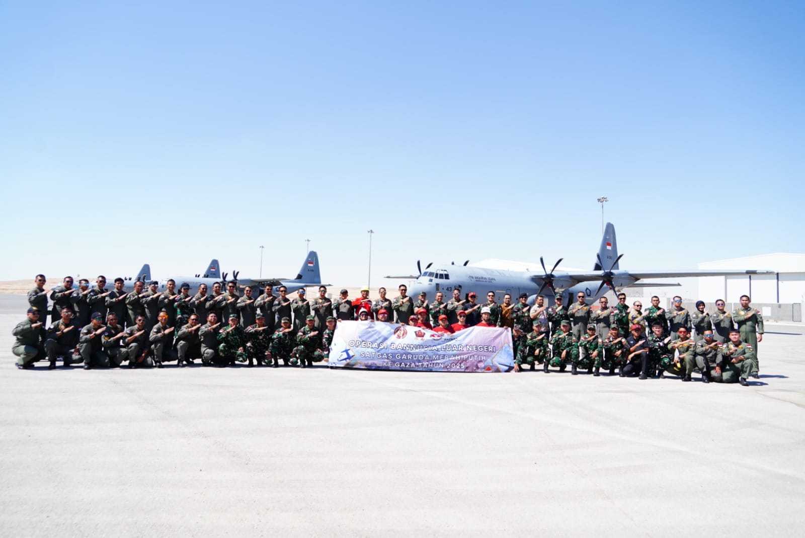 Panglima TNI Kirim Pasukan Terpilih Bantu Penyaluran Makanan Ditengah Gempuran Rudal Israel di Gaza 5 IMG 20250914 WA0002 Panglima TNI Kirim Pasukan Terpilih Bantu Penyaluran Makanan Ditengah Gempuran Rudal Israel di Gaza Suara Utama ID Mengabarkan Kebenaran | Website Resmi Suara Utama