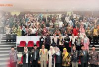 Suasana Welcoming Day Wali Mahasiswa 2025 FISIP UINSA di Amphitheater Kampus UINSA Surabaya. Acara ini mempertemukan pimpinan fakultas, dosen, dan orang tua mahasiswa baru untuk memperkuat sinergi antara kampus dan keluarga dalam mendukung kesuksesan akademik.