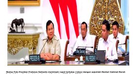 Sketsa Foto Presiden Prabowo Subianto memimpin rapat terbatas (ratas) dengan sejumlah Menteri Kabinet Merah Putih di Istana Merdeka, Jakarta, Kamis, 4 September 2025. Foto: BPMI.

