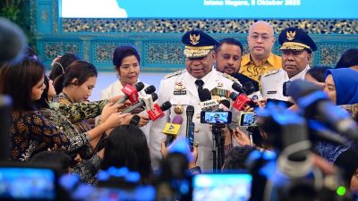 0903WhatsApp Image 2025 10 08 at 8.01.15 PM Presiden Prabowo Tegaskan Komitmen Pemerintah Percepat Pembangunan di Tanah Papua Suara Utama ID Mengabarkan Kebenaran | Website Resmi Suara Utama